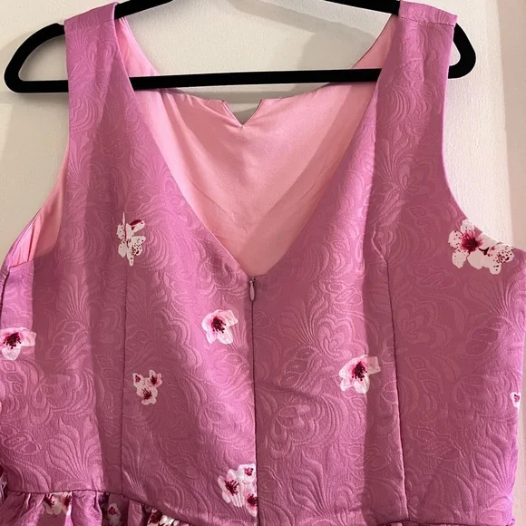 Pink Cherry Blossom Sleeveless Dress - Picture 3 of 3
